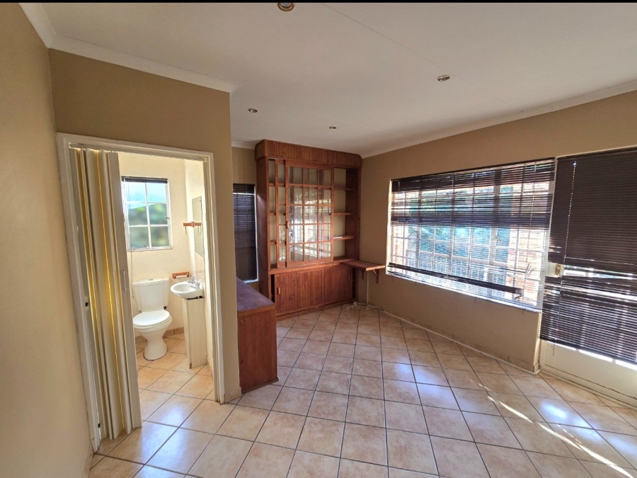 4 Bedroom Property for Sale in Dan Pienaar Free State